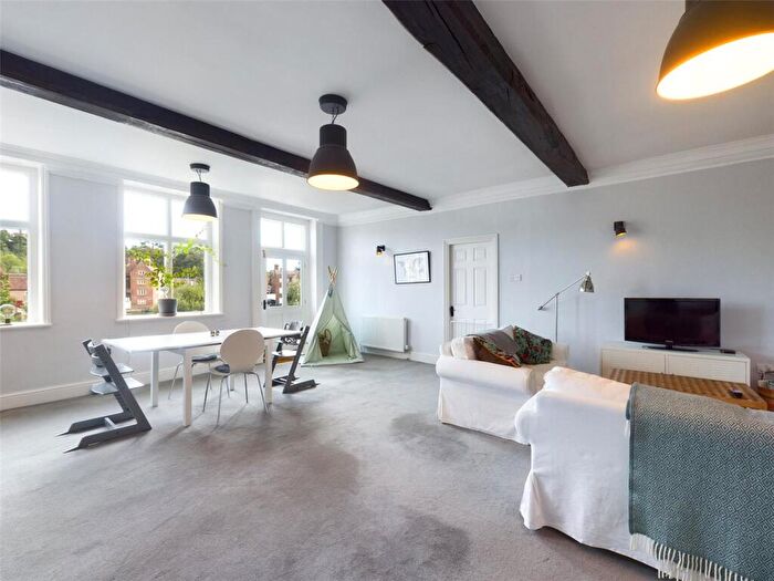 2 Bedroom Apartment To Rent In Severn Side South, Bewdley, DY12