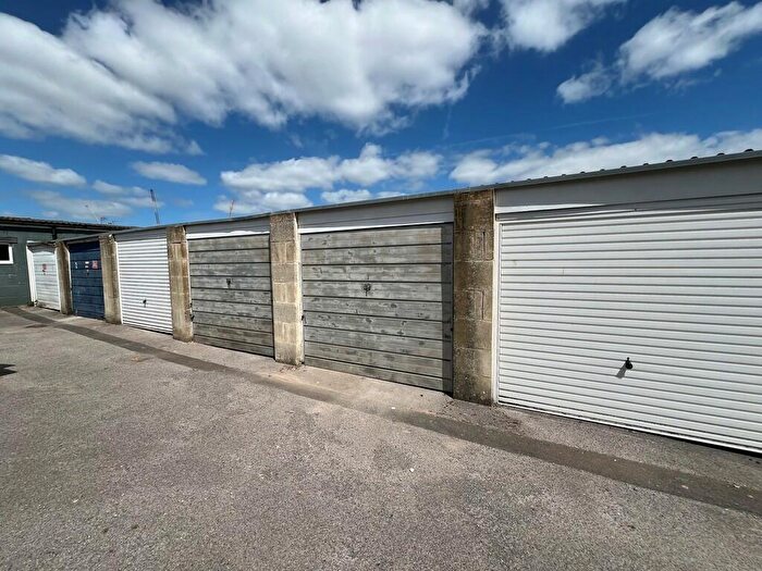 Garage / Parking To Rent In Brougham Hayes, Bath, BA2