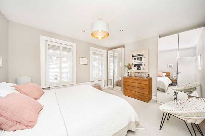 5 Bedroom Terraced House To Rent In Graham Road, London, SW19