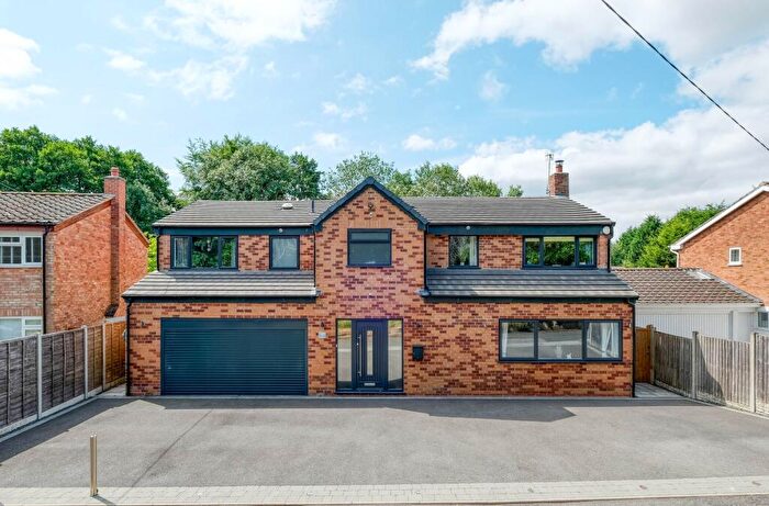 5 Bedroom Detached House For Sale In Birmingham Road, Marlbrook, B61