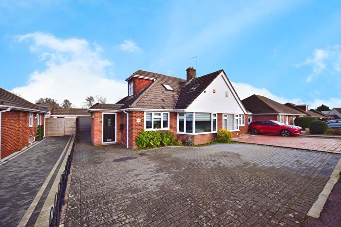 4 Bedroom Bungalow For Sale In Trevor Drive, Maidstone, Kent, ME16