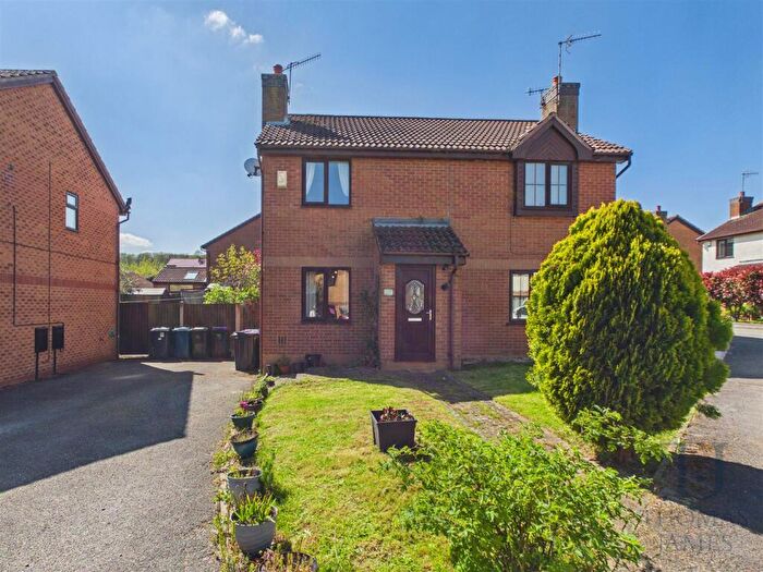 2 Bedroom Semi Detached House For Sale In Runcie Close, Cotgrave, Nottingham, NG12