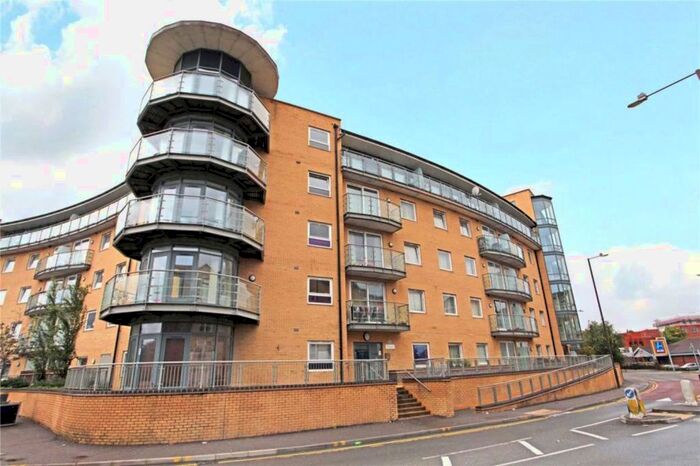 1 Bedroom Flat To Rent In Highfield Road, Feltham, TW13