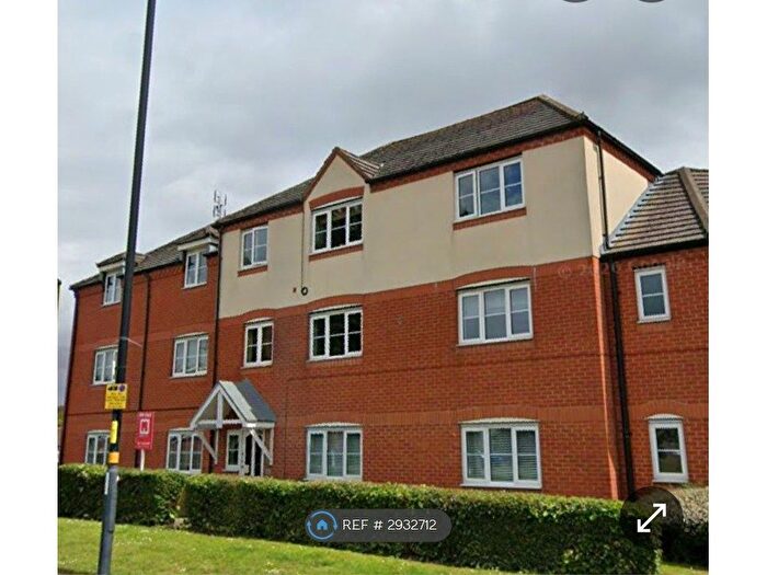 2 Bedroom Flat To Rent In Waterway Court, Birmingham, B14