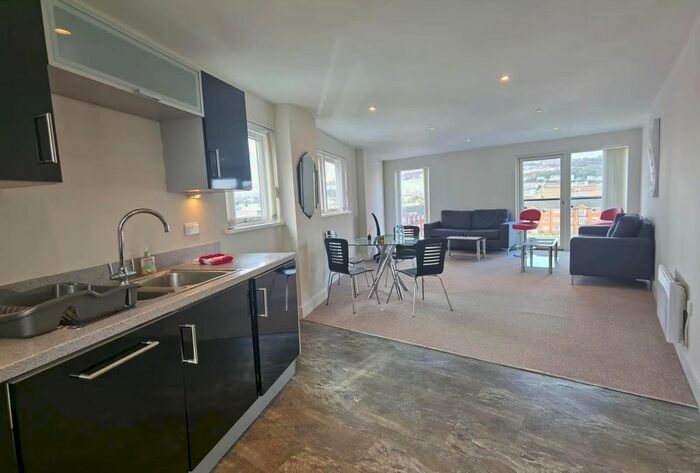 2 Bedroom Flat To Rent In Apartment, Meridian Wharf, Trawler Road, Maritime Quarter, Swansea, SA1