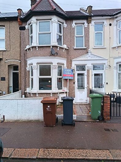 4 Bedroom Terraced House To Rent In St Awdrys, Barking, IG11