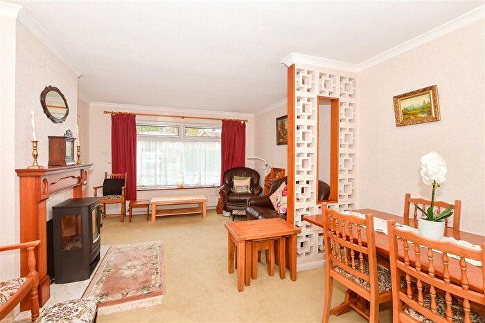 2 Bedroom Detached Bungalow For Sale In Kiln Road, Crawley Down, West Sussex, RH10