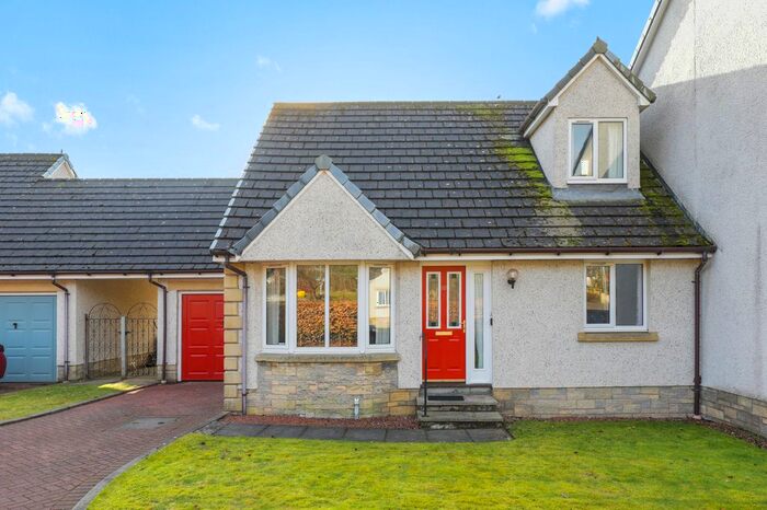 4 Bedroom Semi-Detached House For Sale In Dryburn Park, West Linton, EH46