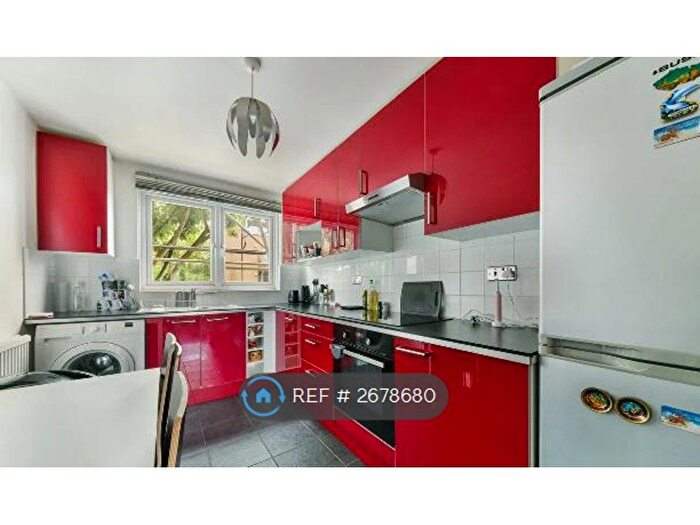 1 Bedroom Flat To Rent In Montague Square, Peckham, SE15