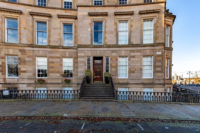 3 Bedroom Flat To Rent In Park Circus, Glasgow, Glasgow City, G3