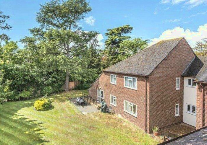 1 Bedroom Apartment To Rent In Wickham Court Road, London, BR4