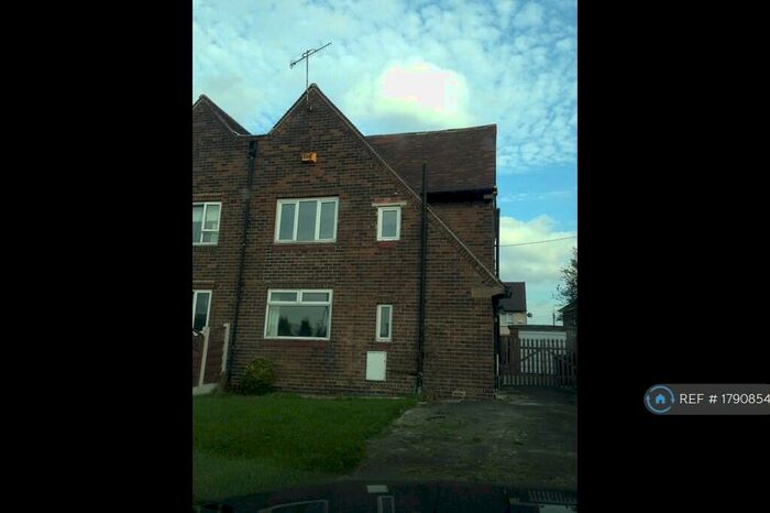 3 Bedroom Semi-Detached House To Rent In Adlington Road, Sheffield, S5