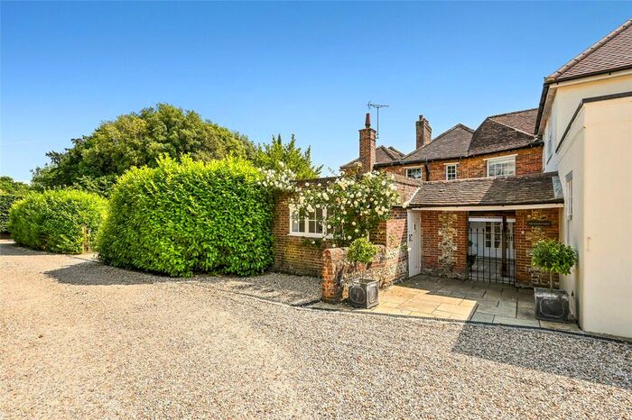 3 Bedroom Detached House For Sale In Funtington, Chichester, West Sussex, PO18