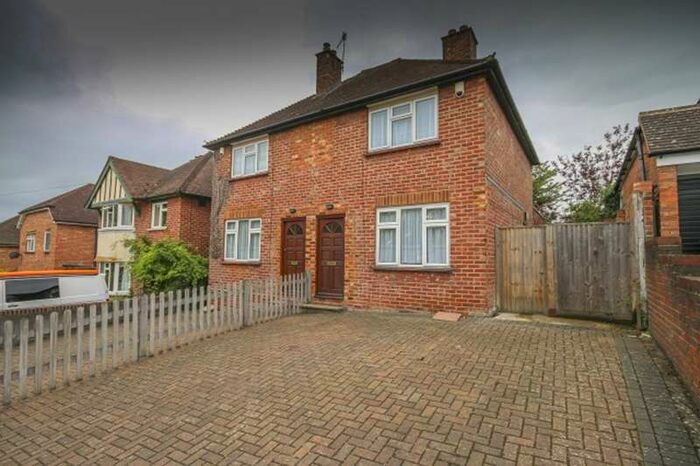 4 Bedroom Semi-Detached House To Rent In Manor Road, Guildford, GU2
