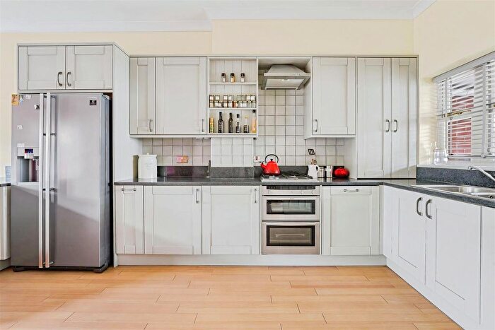 4 Bedroom Terraced House For Sale In Kingston Road, Raynes Park, SW20