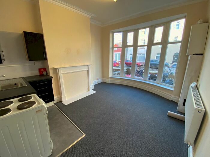 1 Bedroom Flat To Rent In Hill Street, Blackpool FY4