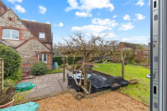 3 Bedroom Semi Detached House For Sale In High Bank, Langrish, Petersfield, GU32