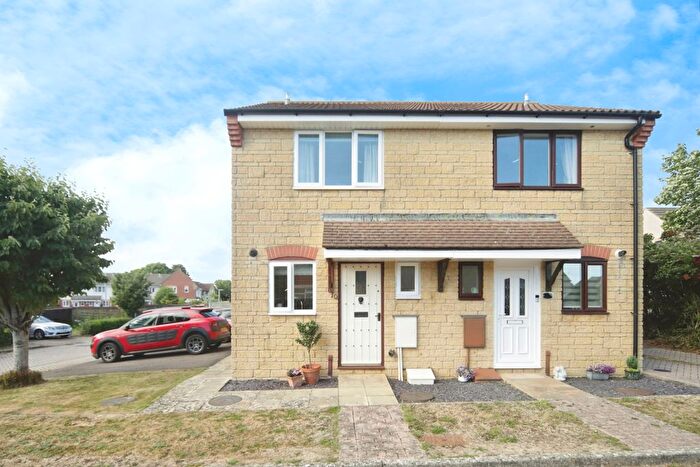 2 Bedroom Semi-Detached House For Sale In Moorlands Close, Martock, Somerset, TA12
