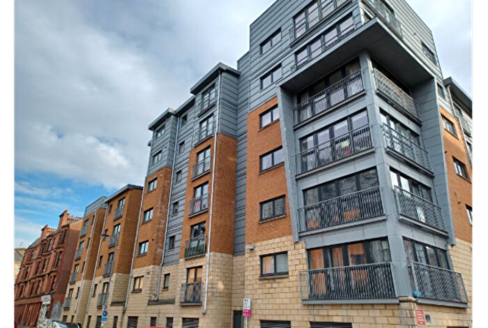 2 Bedroom Flat To Rent In , Barrland Street, G41