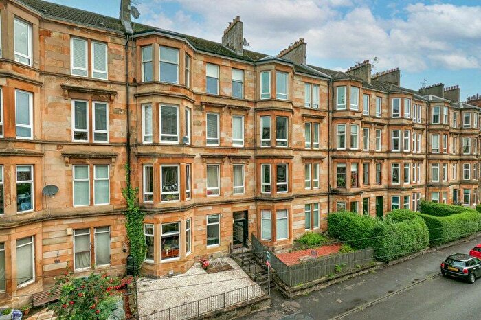 2 Bedroom Apartment To Rent In Finlay Drive, Dennistoun, G31
