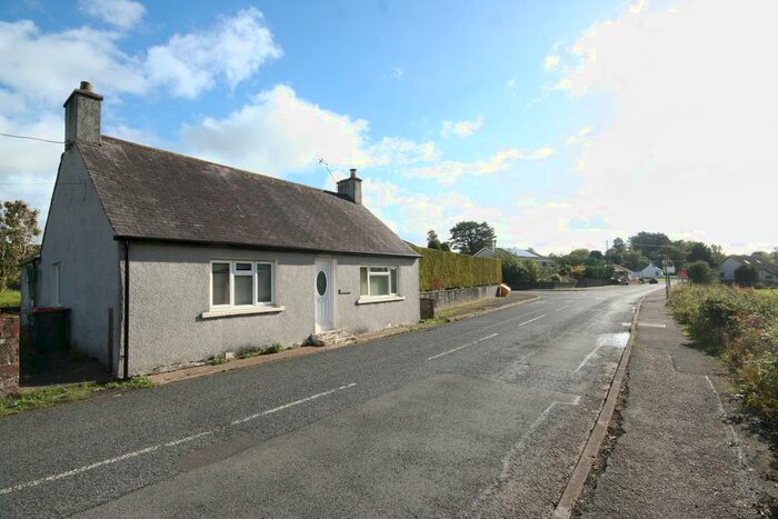 3 Bedroom Detached Bungalow For Sale In Roucan Road, Collin, Dumfries, DG1