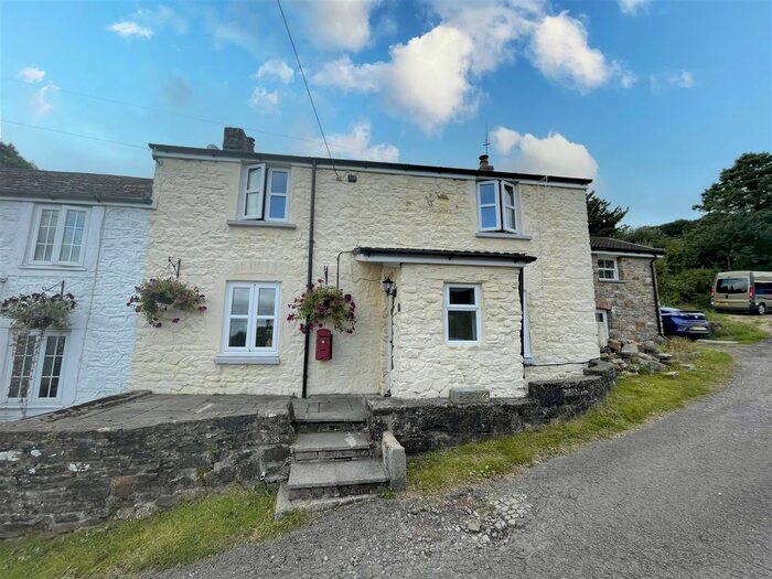 4 Bedroom Terraced House For Sale In The Square, Upper Cwmbran, Cwmbran