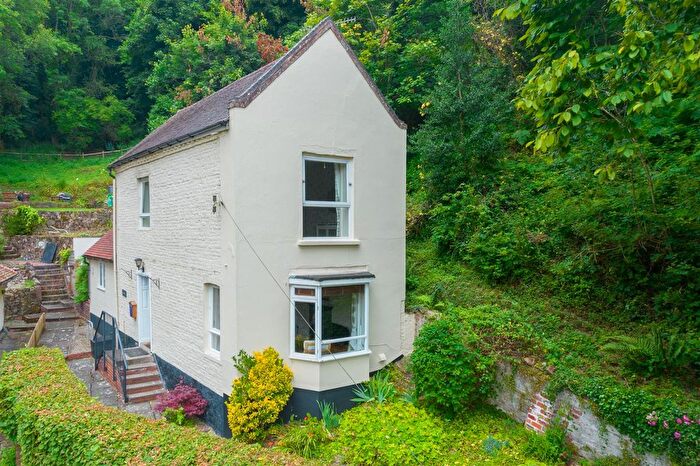2 Bedroom Detached House For Sale In Holywell Road, Malvern, WR14