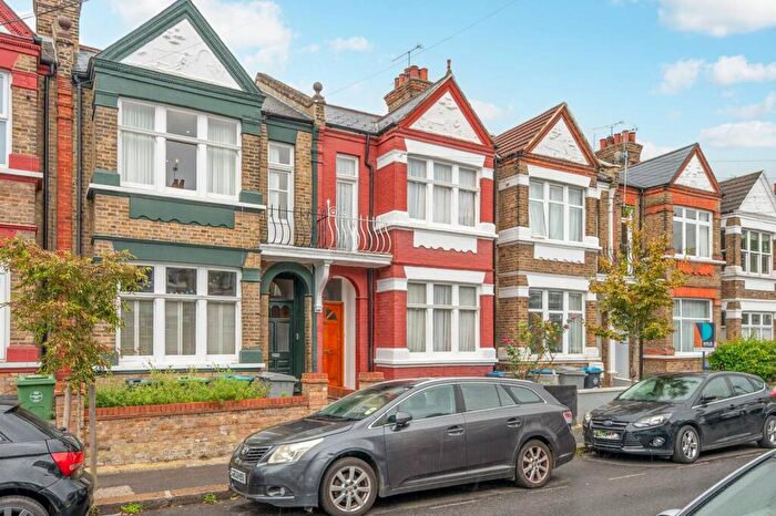 6 Bedroom Semi-Detached House For Sale In Clifford Gardens, Kensal Rise, London, NW10