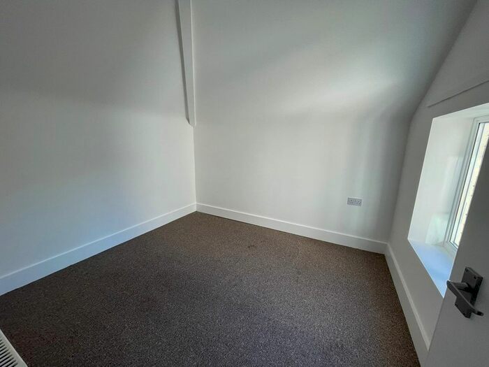 2 Bedroom Flat For Sale In Fortune Gate Road, Harlesden, London, NW10