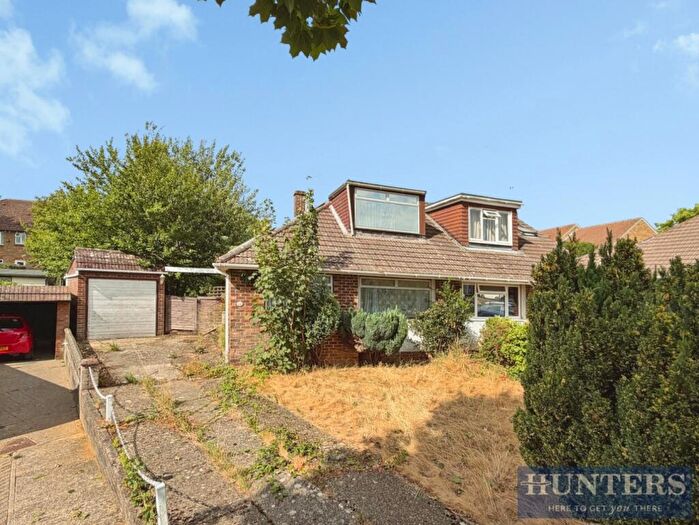 2 Bedroom Bungalow For Sale In Kingsgate Close Maidstone, ME16