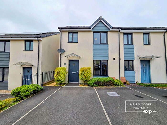 3 Bedroom End Of Terrace House For Sale In Bethany Gardens, Plymouth, PL2