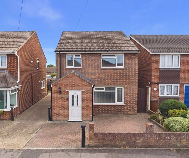 3 Bedroom Detached House For Sale In New Road, Cliffe, Rochester, ME3