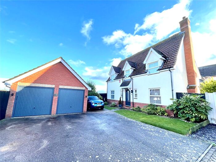 4 Bedroom Detached House For Sale In Pemberton Field, South Fambridge, Rochford, Essex, SS4