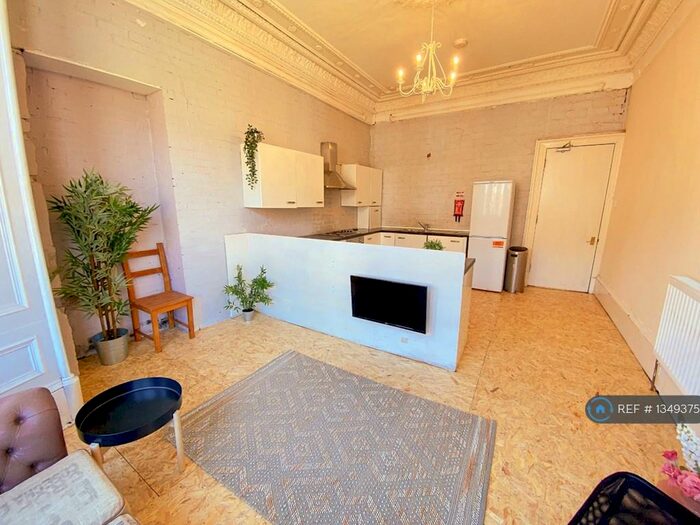 5 Bedroom Flat To Rent In Garthland Drive, Glasgow, G31