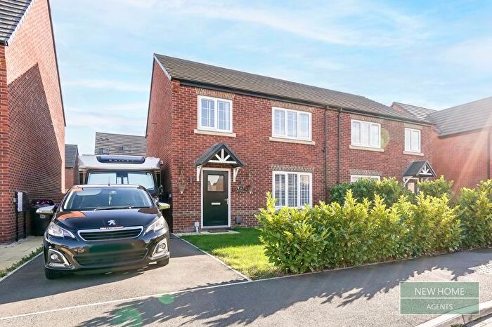 4 Bedroom Semi-Detached House For Sale In Trusdale Close Doncaster, DN2