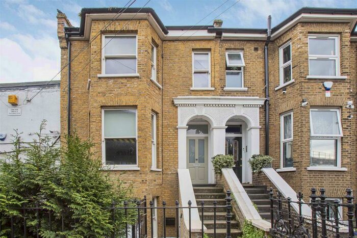 1 Bedroom Flat To Rent In Sebert Road, Forest Gate, London, E7
