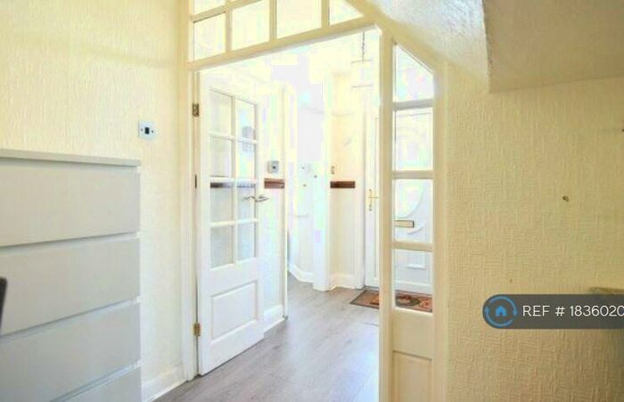 3 Bedroom Detached House To Rent In Barton Road, Swinton, Manchester, M27