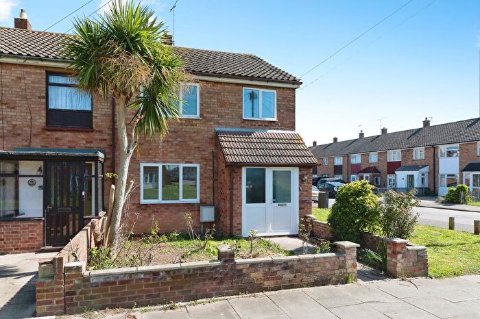 3 Bedroom End Terrace House For Sale In Laird Avenue, Grays, Essex, RM16