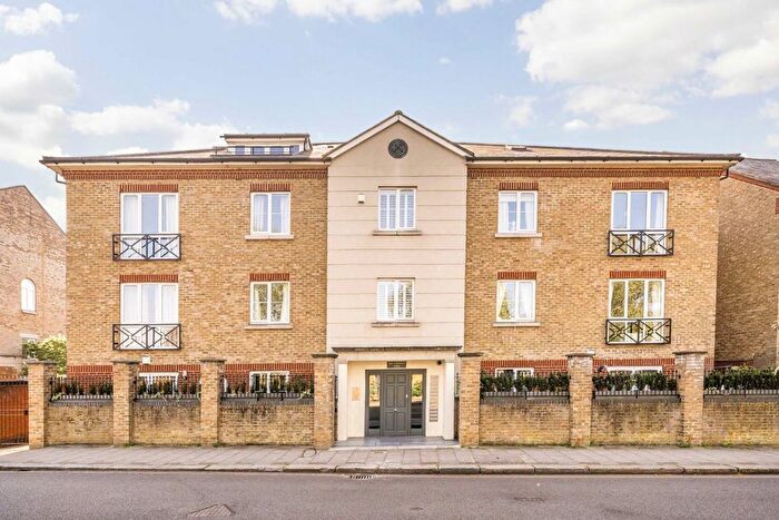2 Bedroom Flat To Rent In Pumping Station Road, Chiswick, W4