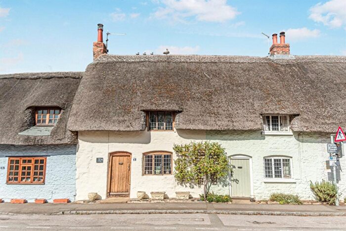 3 Bedroom Terraced House For Sale In High Street, Shrivenham, Swindon, SN6