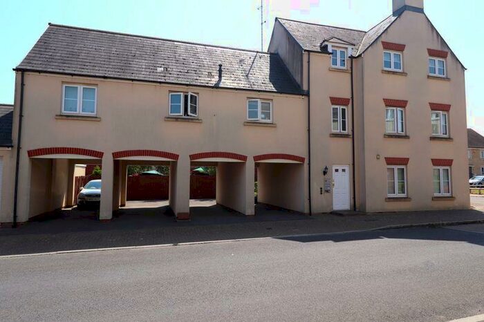 2 Bedroom Flat To Rent In Sapphire Way, Gloucester, GL3