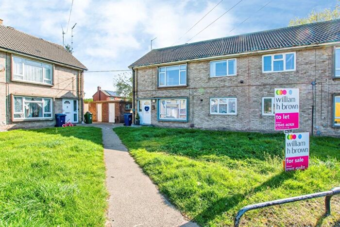 2 Bedroom Apartment For Sale In Coldhorn Crescent, Wisbech, PE13