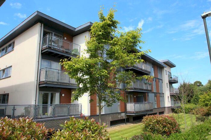 2 Bedroom Flat To Rent In Bedrooms - Unfurnished - Three Bridges, Crawley, RH10