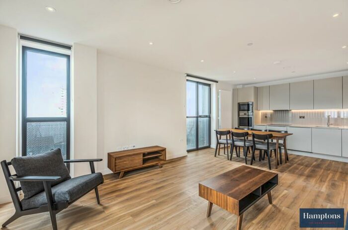 3 Bedroom Apartment To Rent In A, George Street, Croydon, CR0