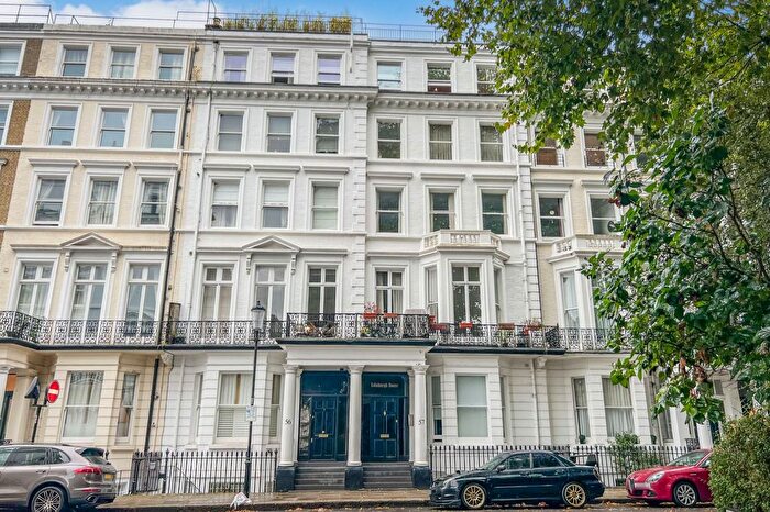 1 Bedroom Flat For Sale In Courtfield Gardens, London, SW5
