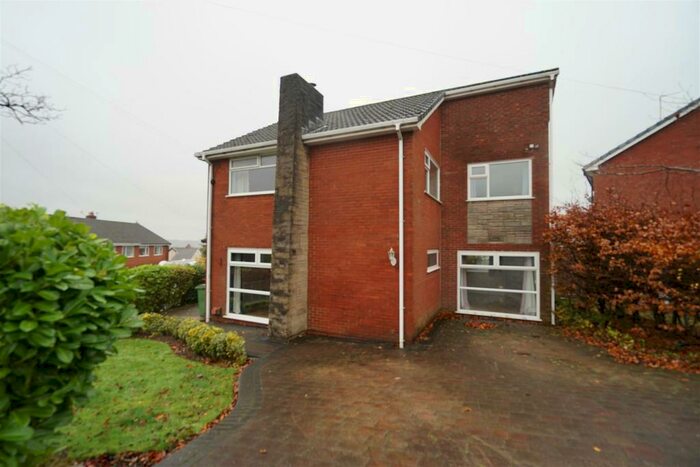 4 Bedroom Detached House To Rent In Douglas Avenue, Horwich, BL6