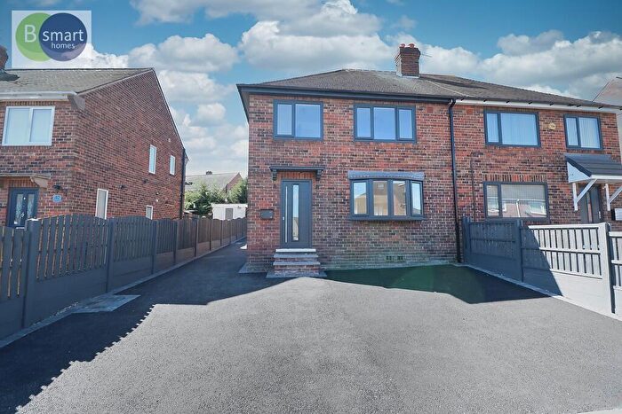 3 Bedroom Semi-Detached House To Rent In Burns Way, Wath-upon-dearne, S63