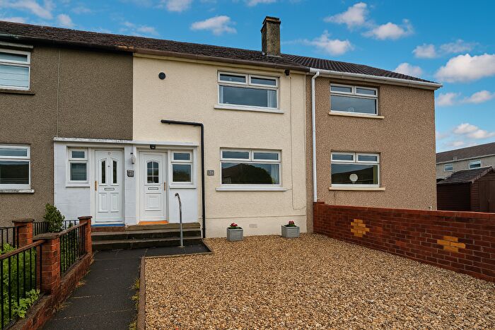 2 Bedroom House To Rent In Craiglea Avenue, KA2