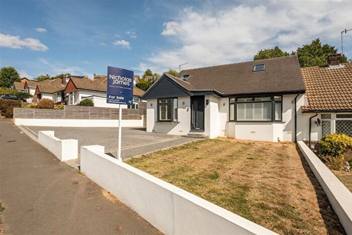 4 Bedroom Semi-Detached Bungalow For Sale In Mill Rise, Brighton, BN1