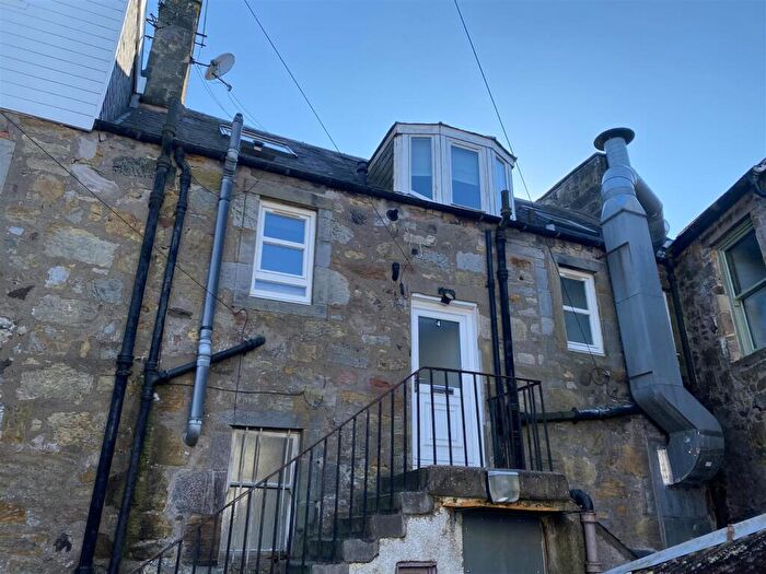 4 Bedroom Maisonette To Rent In Swansacre, Kinross, KY13